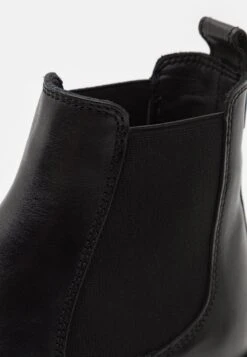 Marc O'Polo Rony- Korte Laarzen - Black 13 Marc O'Polo Rony- Korte Laarzen - Black -Stijlvolle Schoenen 60d5126f2921497eb15fe3bfa88342de