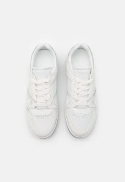 COPENHAGEN Sneakers Laag - White 11 COPENHAGEN Sneakers Laag - White -Stijlvolle Schoenen 67bf26e81b764c55bcc2a092159310dd