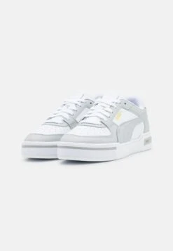 Puma Ca Pro Classic Unisex - Sneakers Laag - White/Harbor Mist -Stijlvolle Schoenen 8ba38a6606034b00925f8a8b382fe70e