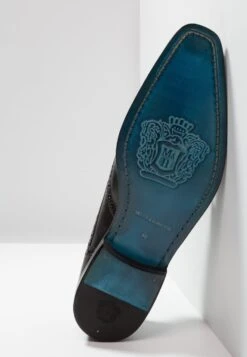 MELVIN & HAMILTON Martin- Instappers - Venice Black 12 MELVIN & HAMILTON Martin- Instappers - Venice Black -Stijlvolle Schoenen 91f9c5530edb4a7f99f3723aed0ef235