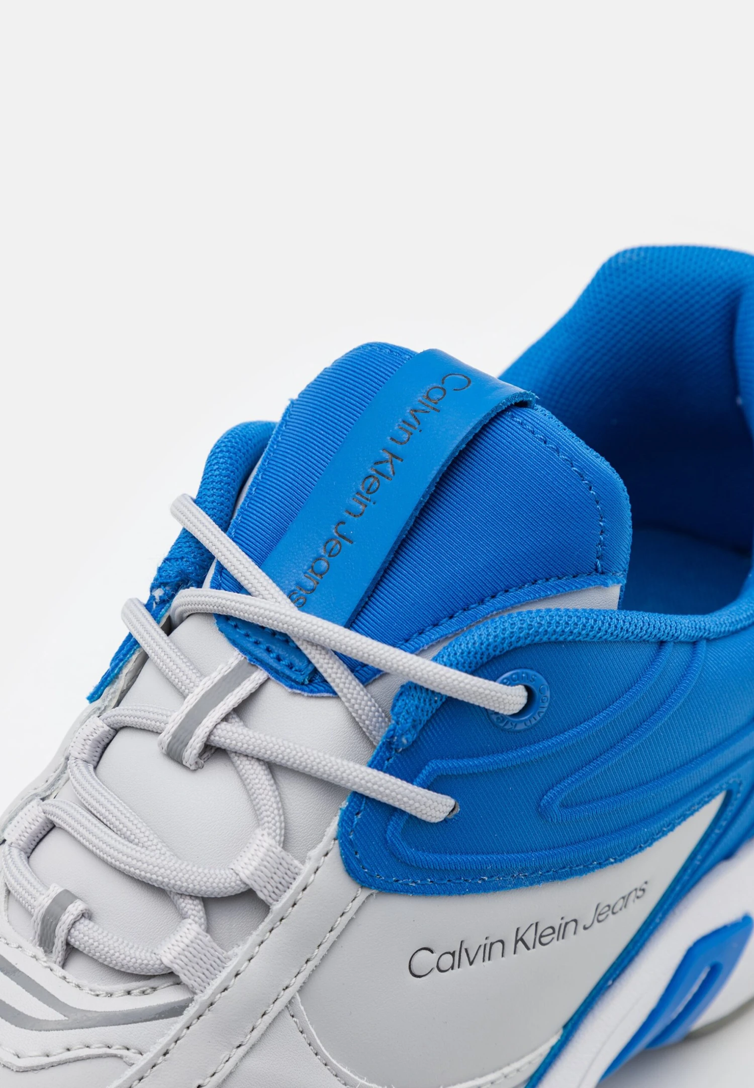 Calvin Klein Jeans Retro Tennis High Frequency - Sneakers Laag - Oyster Mushroom/Imperial Blue 8 Calvin Klein Jeans Retro Tennis High Frequency - Sneakers Laag - Oyster Mushroom/Imperial Blue - Afbeelding 6