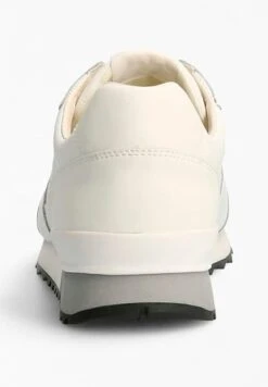 Guess Runner Padova- Sneakers Laag - Weiß -Stijlvolle Schoenen ada7c78a2d774d0086f79bc5046cf311