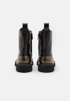 MOSCHINO Combat - Veterboots - Nero 10 MOSCHINO Combat - Veterboots - Nero -Stijlvolle Schoenen e581cd5d26ea4bf78fa071593f645143