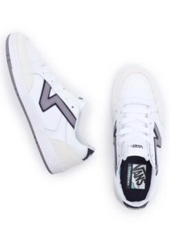 Vans Ua Lowland Cc - Sneakers Laag - Black 9 Vans Ua Lowland Cc - Sneakers Laag - Black -Stijlvolle Schoenen ea77dea61d9b42e39afc8fd18784c4ec